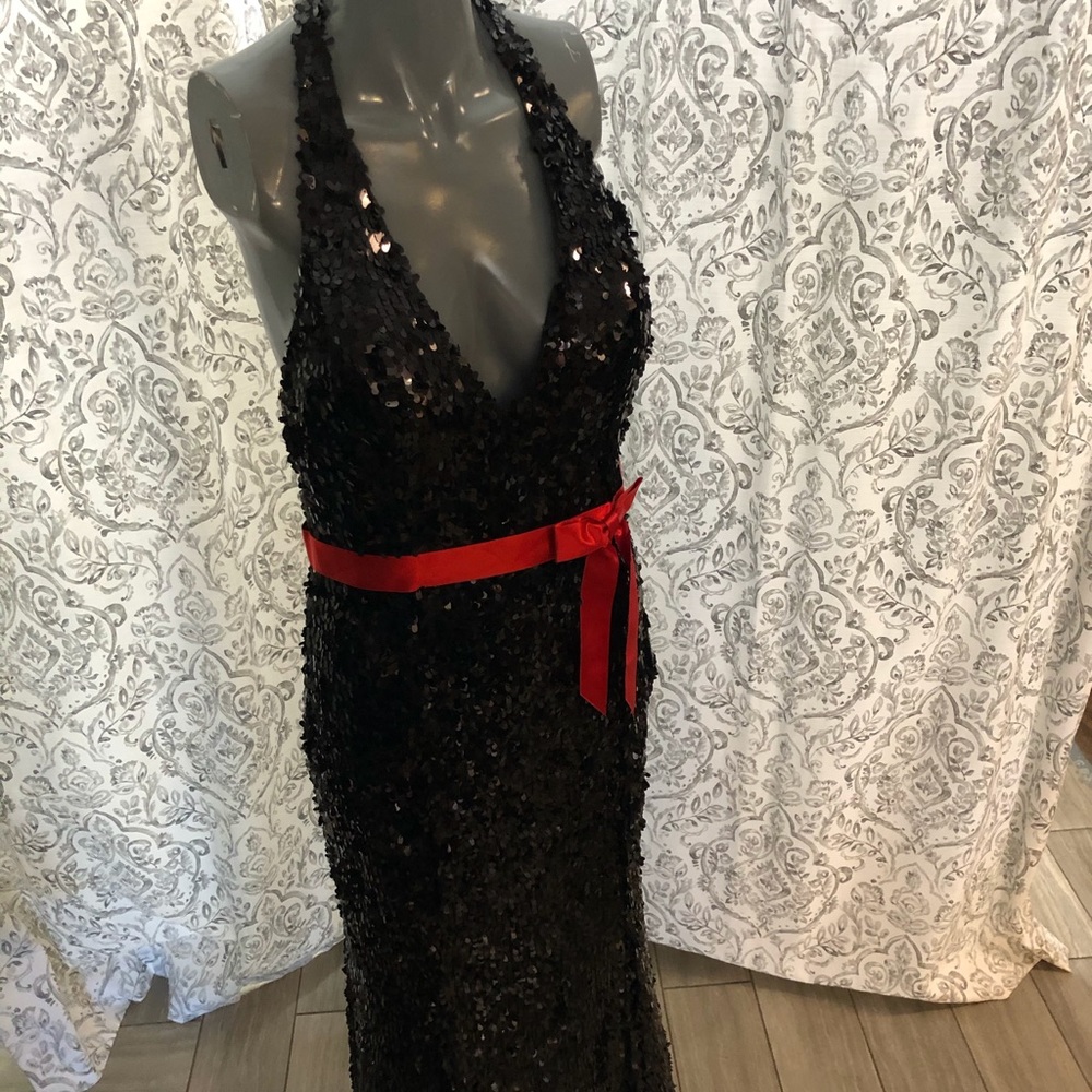 Prom dress - Picture 2 of 2